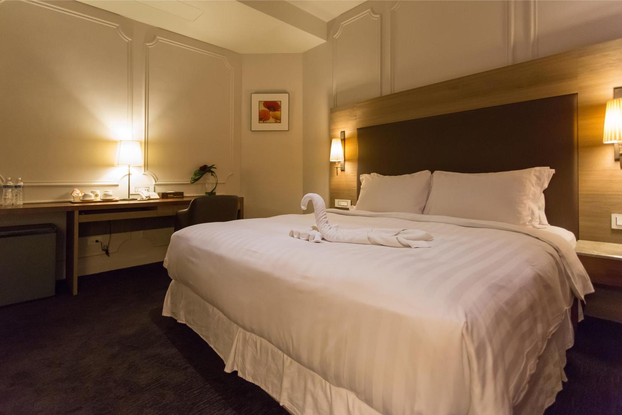 麗馨商旅七賢館 Hotel Kaohsiung Værelse billede