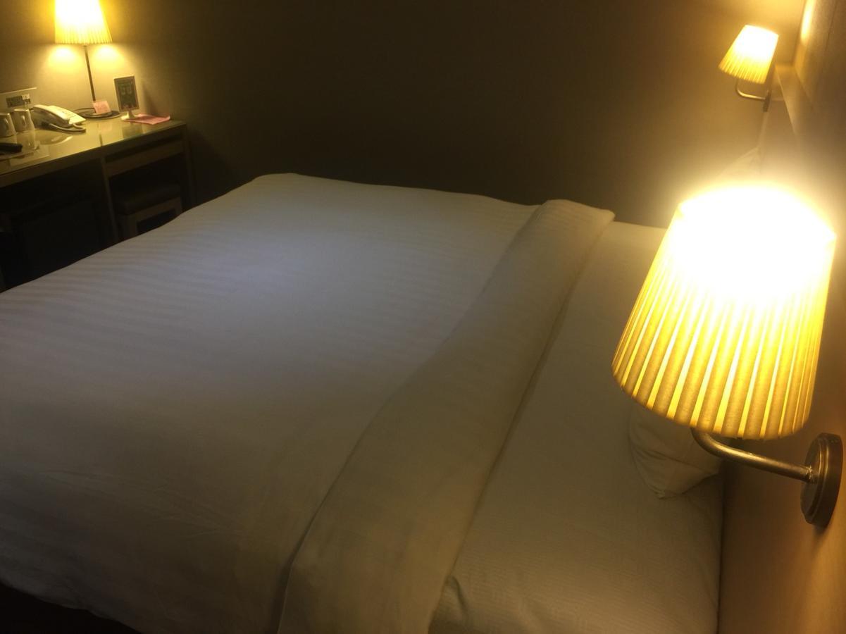 麗馨商旅七賢館 Hotel Kaohsiung Eksteriør billede