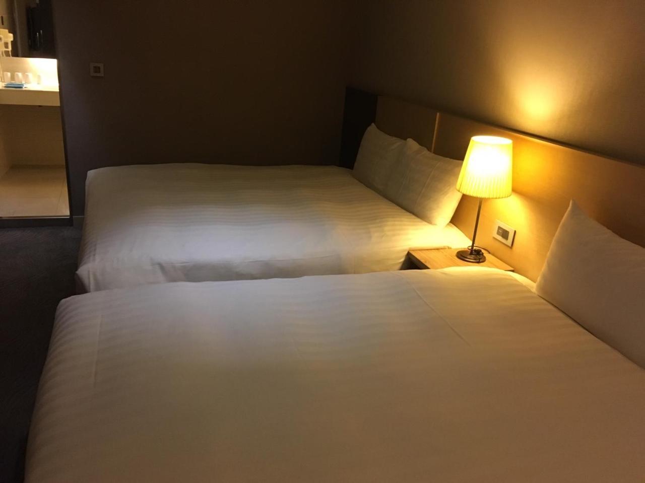 麗馨商旅七賢館 Hotel Kaohsiung Eksteriør billede