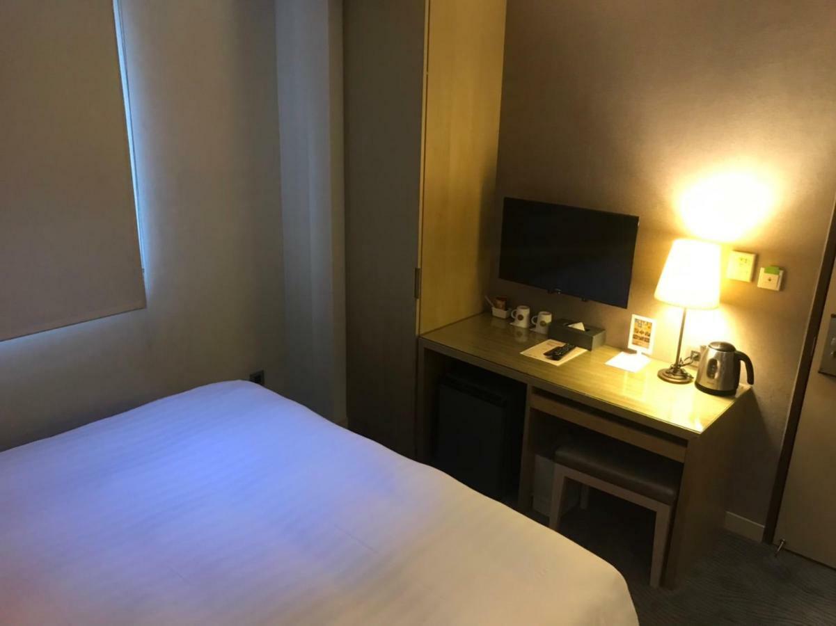 麗馨商旅七賢館 Hotel Kaohsiung Eksteriør billede